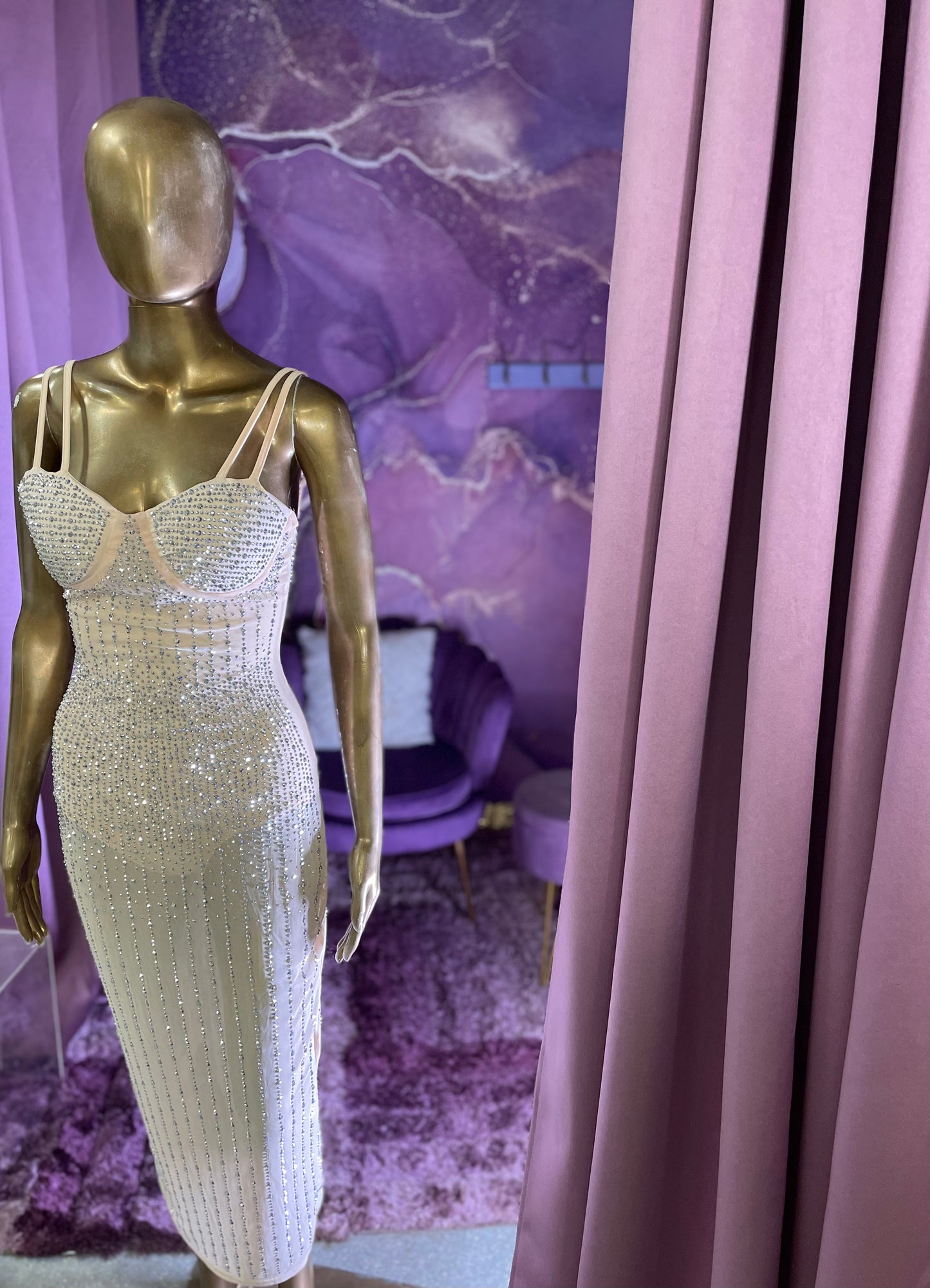 Iconic Dress (Sleeveless)
