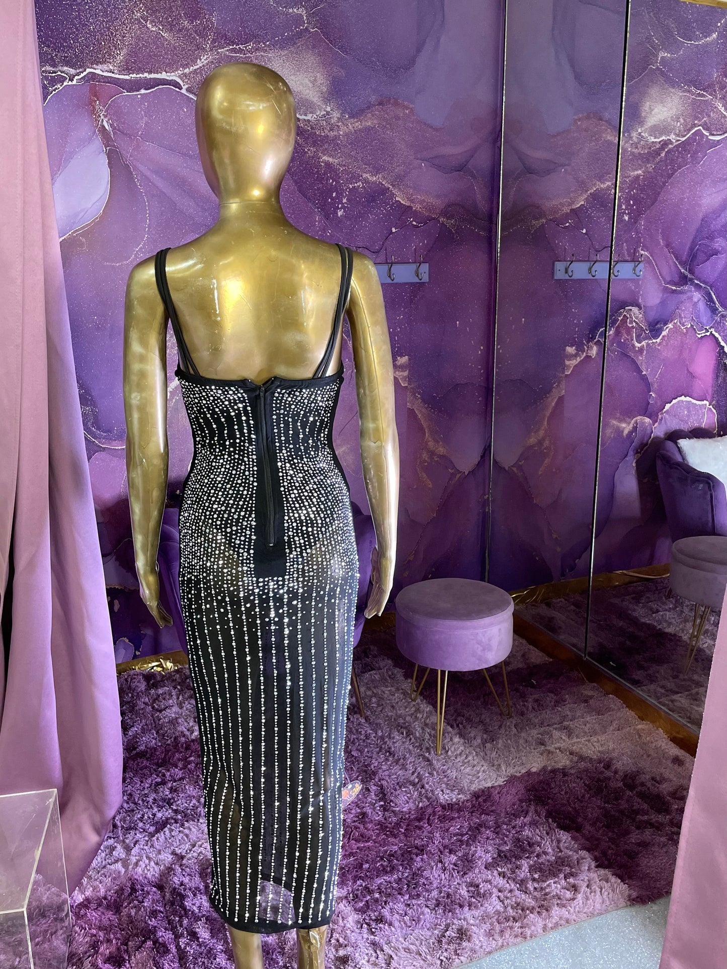Iconic Dress (Sleeveless)