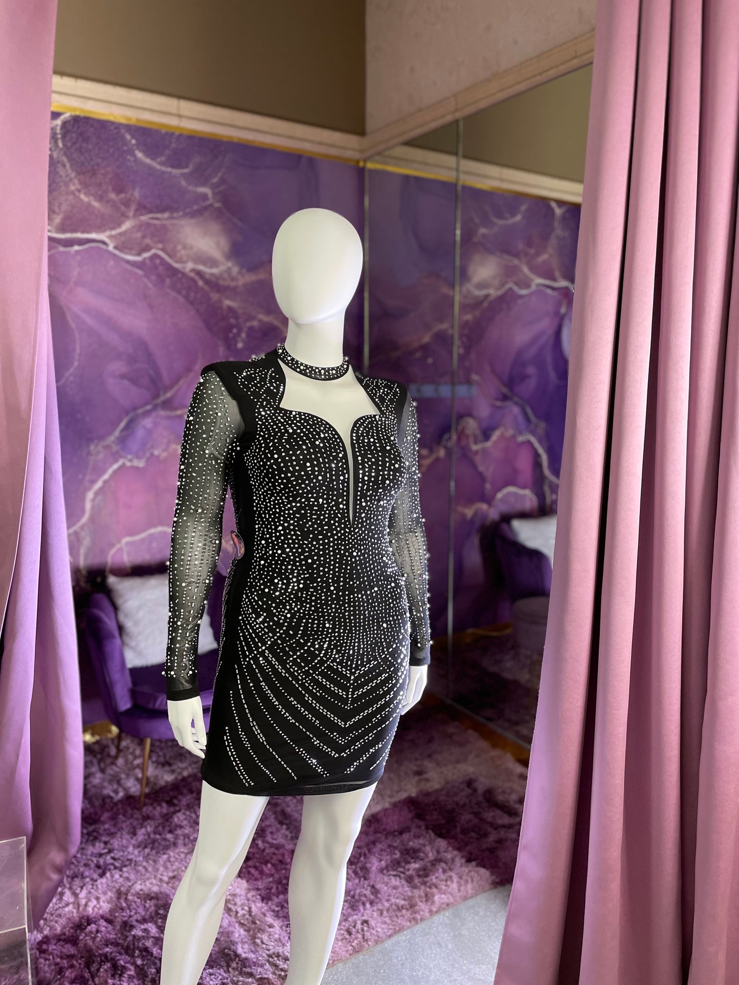 Glorifying Dress