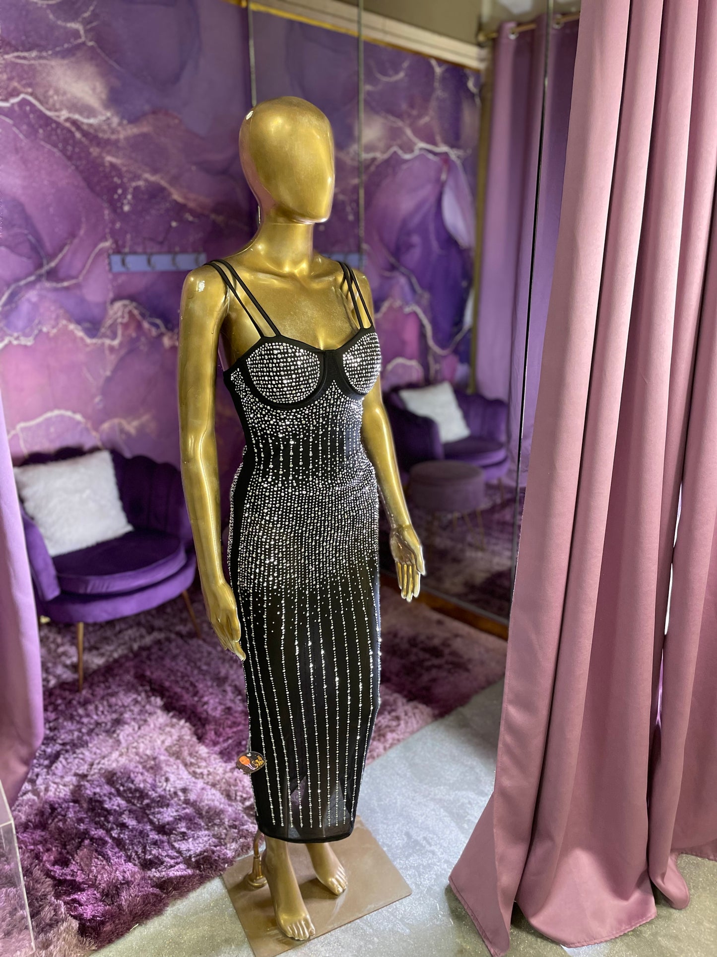 Iconic Dress (Sleeveless)