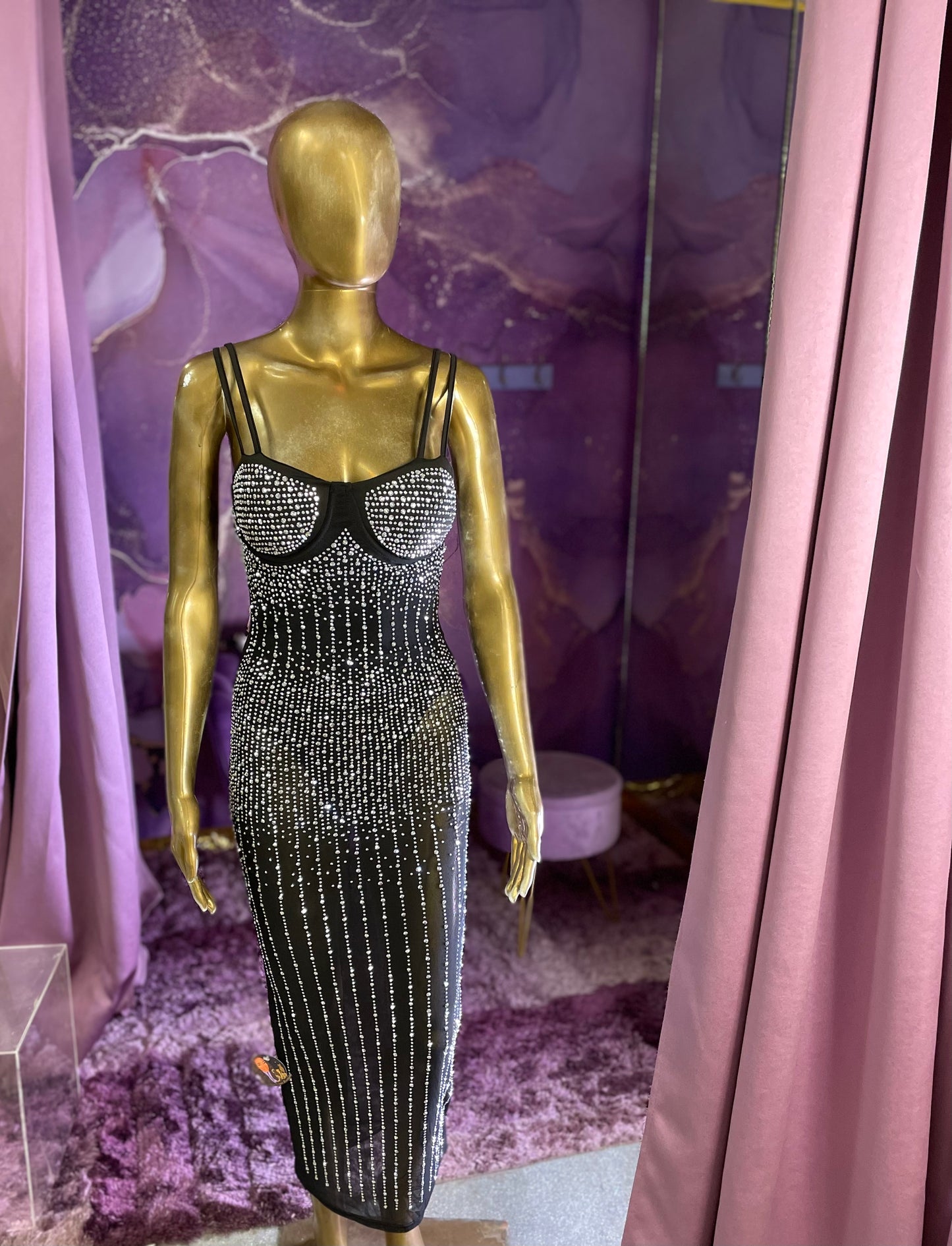 Iconic Dress (Sleeveless)