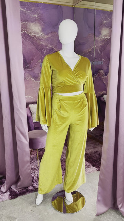 FeFe Flared 2pc Set